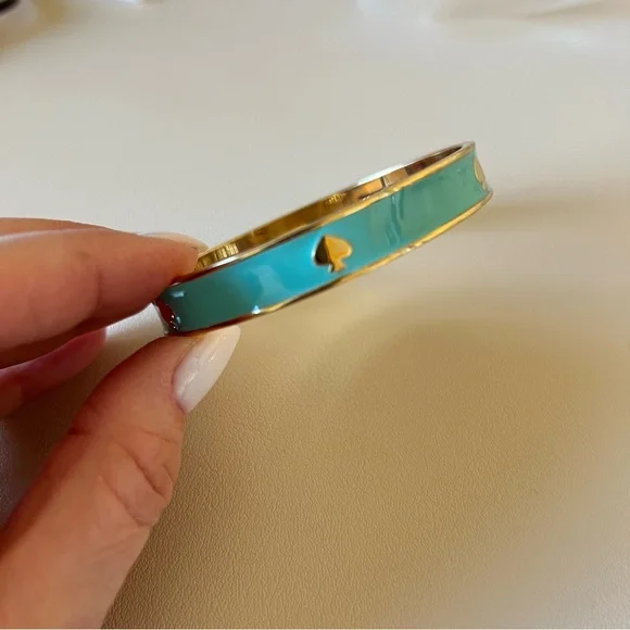 Kate Spade New York Turquoise Enamel Spade Bangle Bracelet Gold Tone - Picture 5 of 11